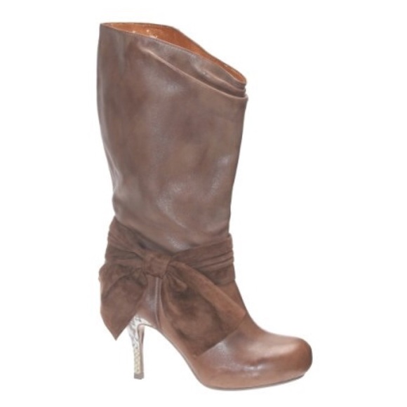 Poetic License Shoes - Poetic licence femininity bow boots new 6.5